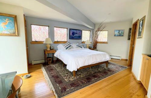 Risingwater Newly Listed Stunning Home with 150-Foot Beachfront in the Finger Lakes - Foto 29