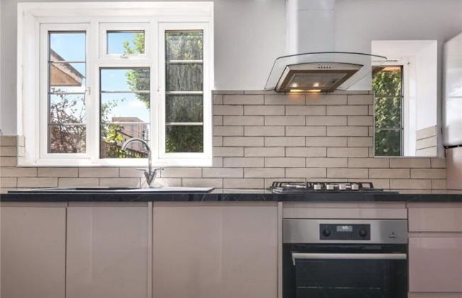 Limehouse Townhomes Modern 4 Bedroom 3-bathroom Townhome With a Private Garden - Foto 15