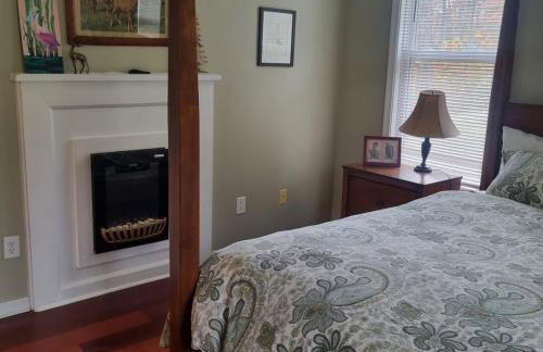 3BR Pet Friendly Cottage Mathias WV - Foto 5