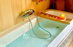 Nouveau ENVOUTEMENT près de GORDES Provence Maison entière neuve archi luxe écolo 4 pers parking privé - Foto 17