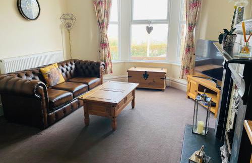 Ocean Terrace, Ilfracombe, 4 bedrooms, Sleeps 8, Stunning Sea Views, Parking, Garden, Pet Friendly - Foto 18