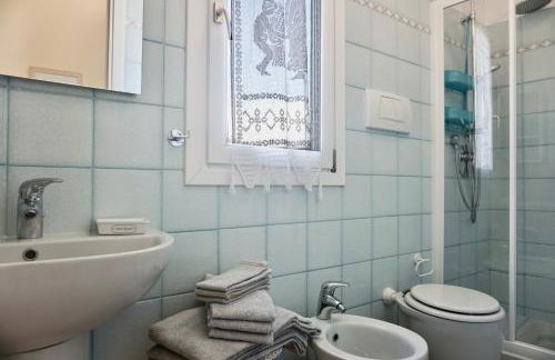 Villa Angelina Holiday Homes I Casa Limone I A pochi chilometri da Sanremo e il suo Festival I Giardino I Parcheggio privato - Photo 14