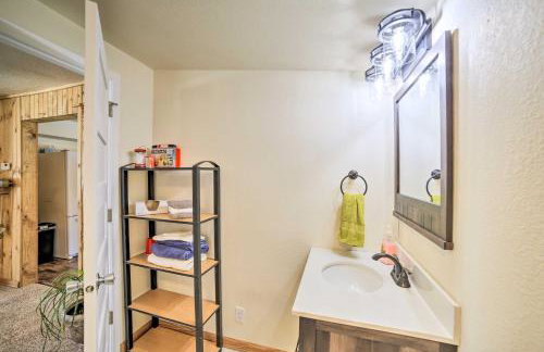 Sunroom, Deck and Grills Marquette Cottage! - Foto 21