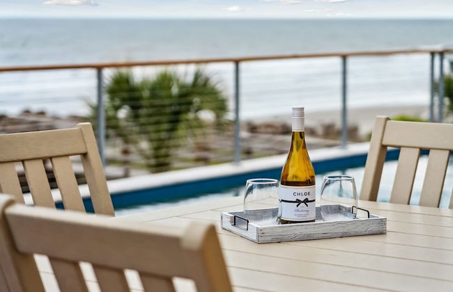 Oceanfront w Pool Panoramic Deck Views 5bdr Folly Ocean Breeze by Avantstay - Foto 50