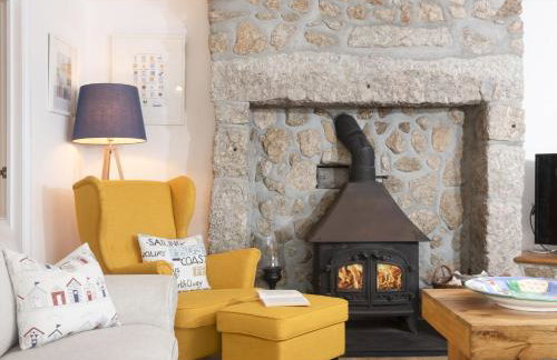 Little Adanac - Photo 13