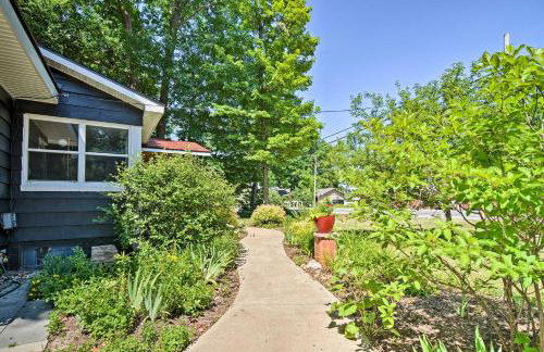 Stylish Dog-Friendly Bungalow Steps to Elk Lake - Foto 21