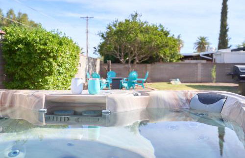 Central Tucson Mid Century, Quiet, Fully Fenced, Hot Tub - Photo 4
