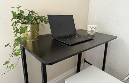 Fallow Cottage, 3 Bedrooms, Woodburner - Heart of Stamford by Belmont Places - Foto 15