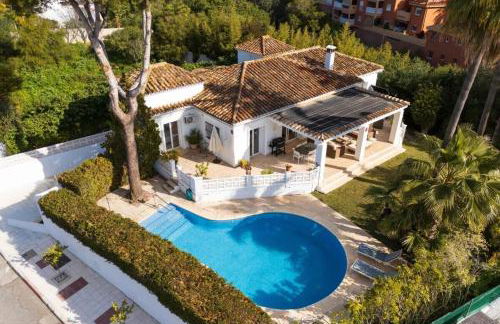 Villa Roco Marbella private pool and sea view - Photo 34