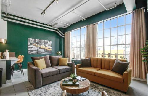 NYC Styled Loft In DTLA, sleeps 4 with Free Parking! - Foto 1