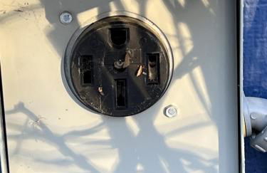 Private Lakefront House On Peaceful Private Lake - Photo 13