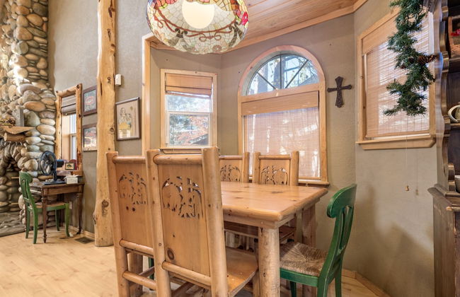 Abe's Cool Cabin - Nice luxury home with a game room, hot tub, and pool table - Foto 53