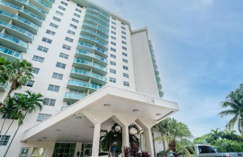 Sunny Isles Ocean Reserve Condo Apartments - Foto 46