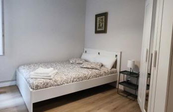 Céntrico espacioso y muy luminoso - Photo 9