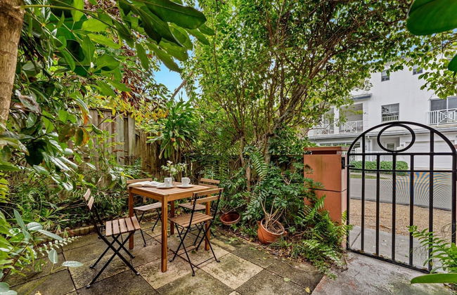 Beautiful Apt in Victoria Park Las Olas Blvd - Photo 22