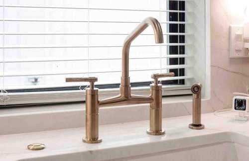 New Build, Downtown Views, next to NCH - Foto 25