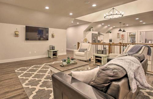 Chic Farmhouse w/ Creek in Heart of Wine Country! - Foto 1