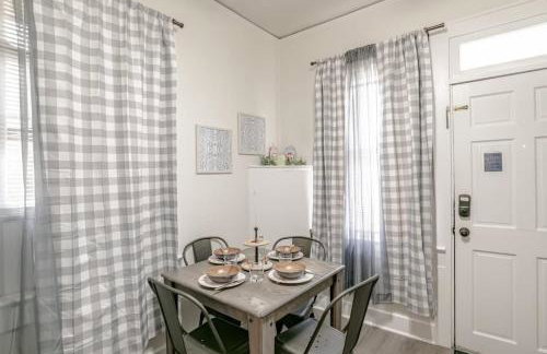 Charming Midtown Apt - Hannon Hideaway Unit B - Foto 24