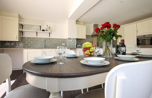 Premium 4 large double bed townhouse in Bicester, next to Bicester Village - Foto 10