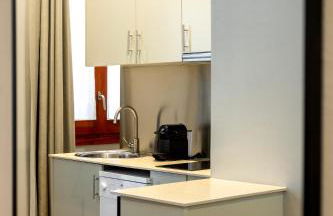 Uma Suites Barceloneta Beach - Photo 21