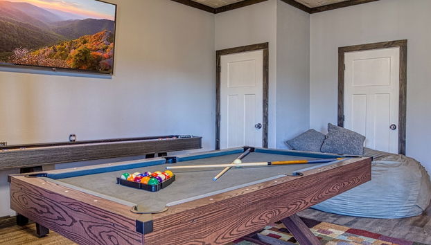 Brand New Gorgeous Modern Private Firepit Gameroo - Foto 3, Habitación