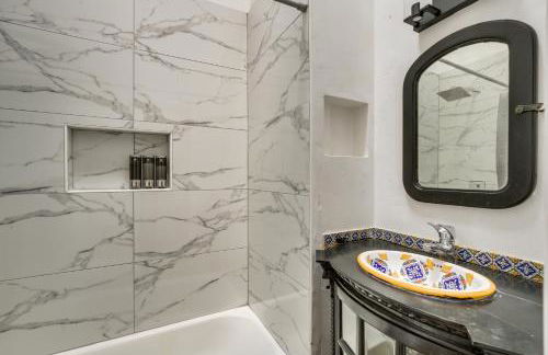 Lake Arrowhead Hideaway with Deck and Hot Tub - Foto 19