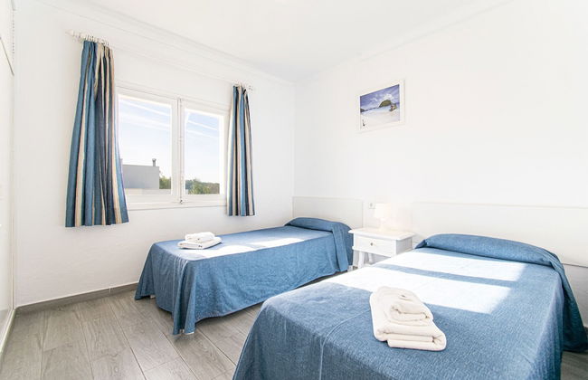 Apartamentos Falcó - Photo 4