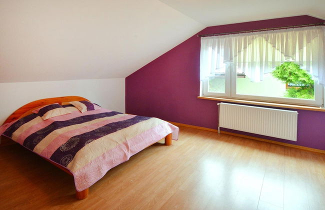 Spacious Cottage, Idyllic Right on the Lake, Spore - Photo 2