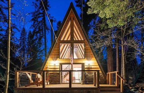 Dogwood Peak Mid-Century A-Frame with AC Style - Foto 1