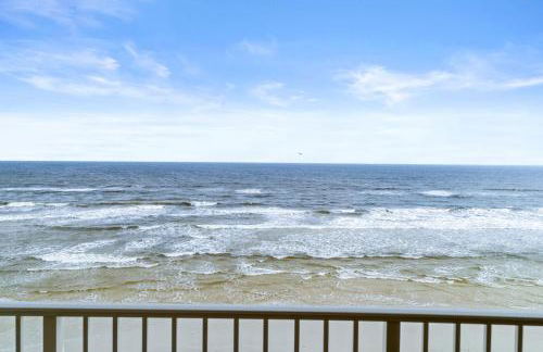 Serenity Shores Renovated Top Floor Condo w Stunning Ocean Views - Foto 48