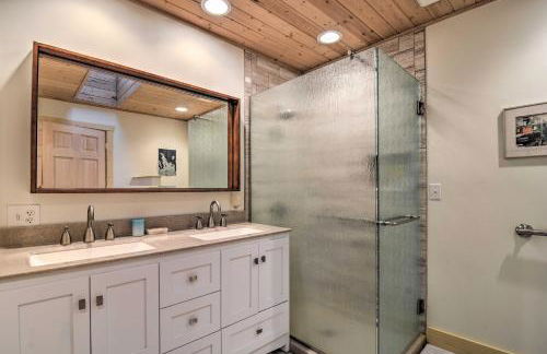 Idyllic Northport Cottage, Walk to Lakeside! - Foto 21