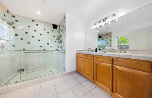 Escape to Newly Remodeled Home in the Heart Fort Lauderdale with Private Pool - Foto 25