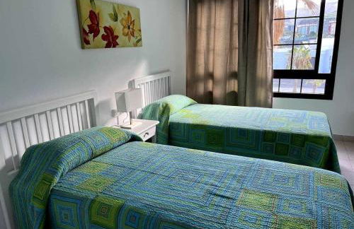 Playa Puerto de Tazacorte La Isla de La Palma - Foto 8