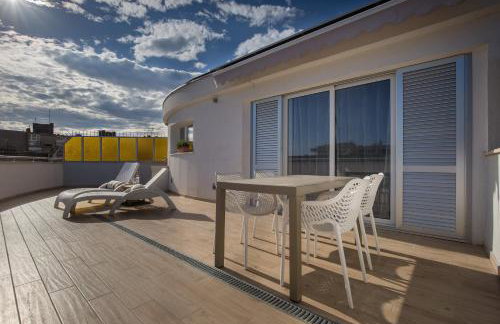 Sunny Rooftop - Foto 25