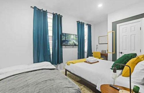 W3S - Large 7br 3bath - Sleeps 20 - 3 Living rooms - Yard and Deck - Foto 41