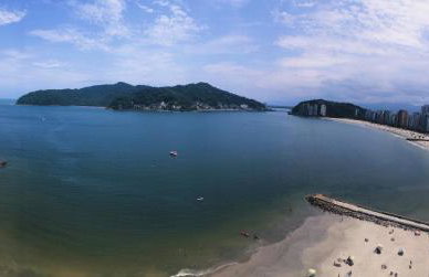 Cobertura Pé na Areia e Incrível Vista Para a Praia - Foto 2