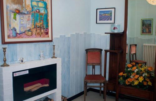 Tami Holidays - Photo 35