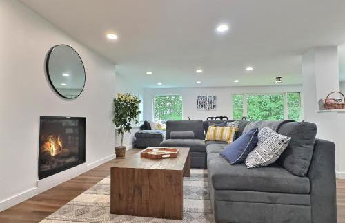 CubsCorner - Pool, Sauna, Gym, Close to Mountain! - Foto 7