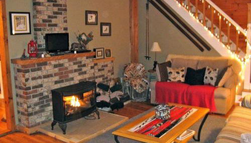 Pet-Friendly Cabin Rental near the Bigelow Preserve in Maine - Foto 5