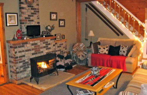 Pet-Friendly Cabin Rental near the Bigelow Preserve in Maine - Foto 5