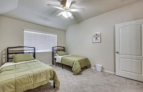 Private Theater and Pool Spacious Mission Home - Photo 27