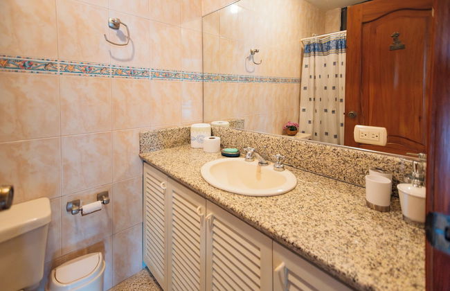 Apartment - Sleeps & Free Parking - Foto 10