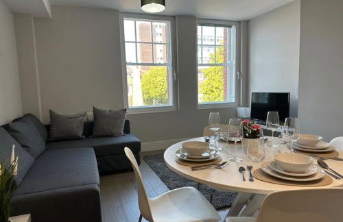 Bright, spacious 1 bedroom flat - Foto 1