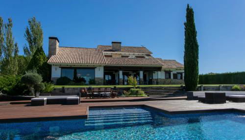 La Traviesa,Villa de Lujo de 500 m. en el Campo con Piscina - Foto 4