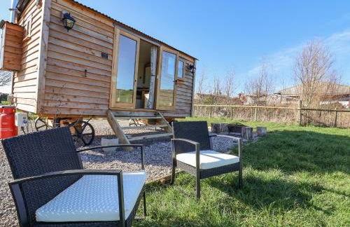 Cariad Bach - Photo 2