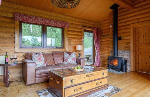 Hunters Lodge - Photo 7