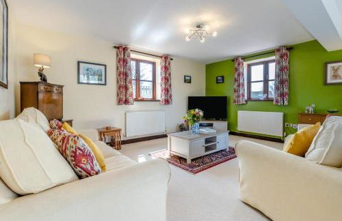 2 Bed in Llangorse oc-t30290 - Photo 2