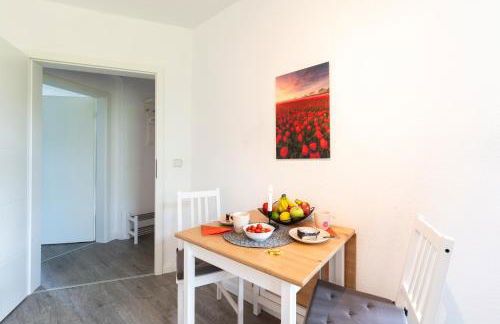 MD-4 Dodendorfer 88 - Nähe Uni Klinik - 2 Schlafzimmer - Smart TV - Schlafsofa -Voll ausgestattet - Foto 7