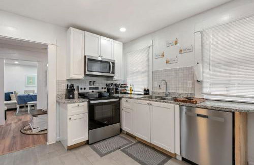 Bunkhouse Unit B Fire Pit-Grill-Groups-Patio-Games - Photo 4