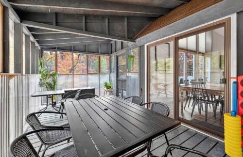 Wooded Chalet w Hot Tub & Indoor Pool, Gym Access - Foto 41